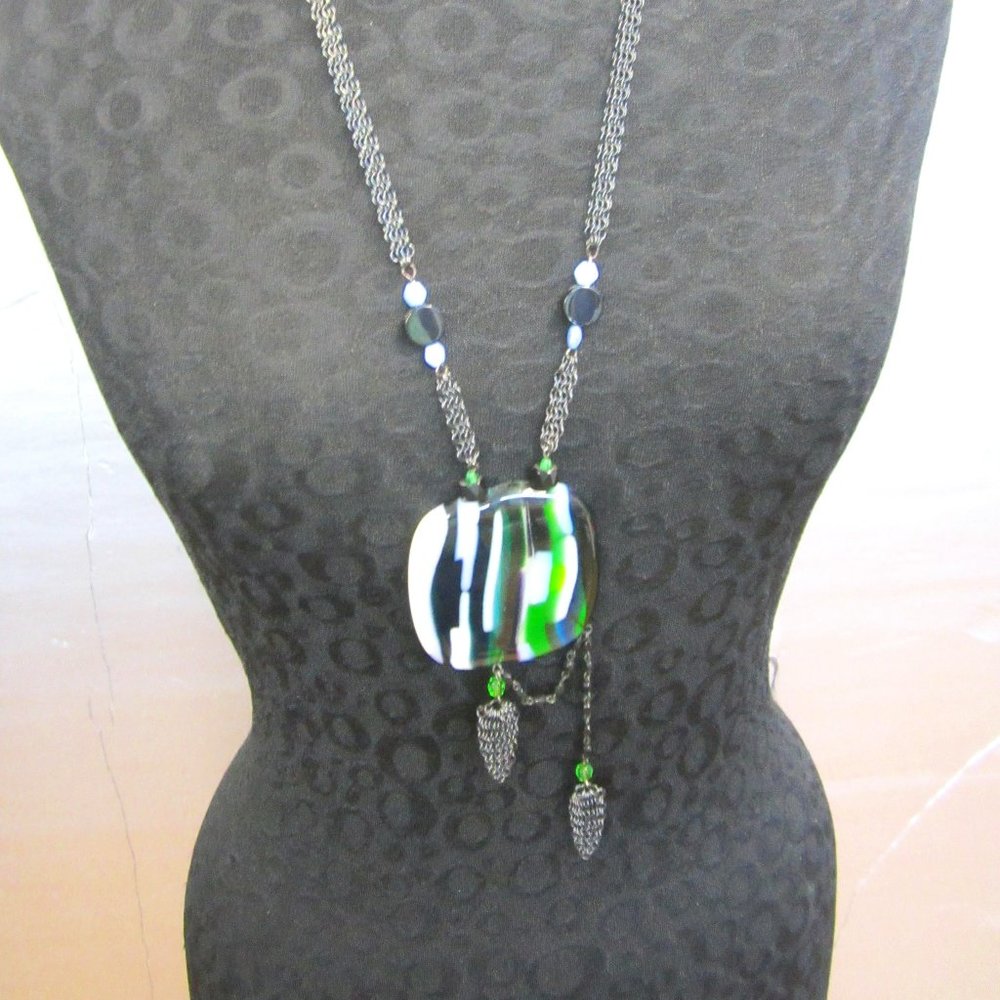 Ferrara Whiting and Davis Black Ring Mesh Fused Glass Medallion